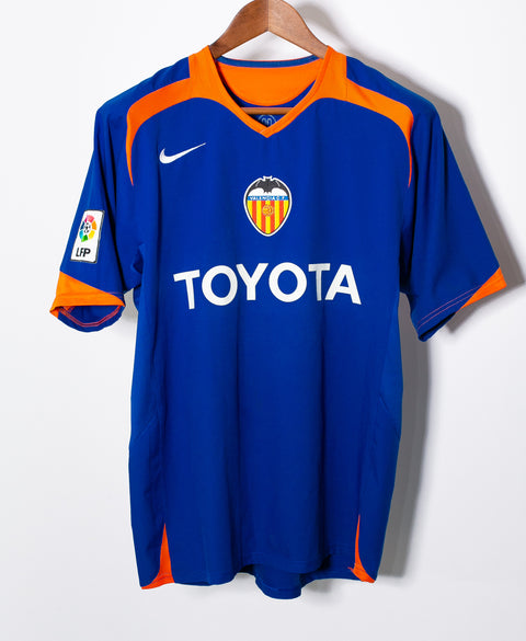 Valencia 2005-06 David Villa Away Kit (M)