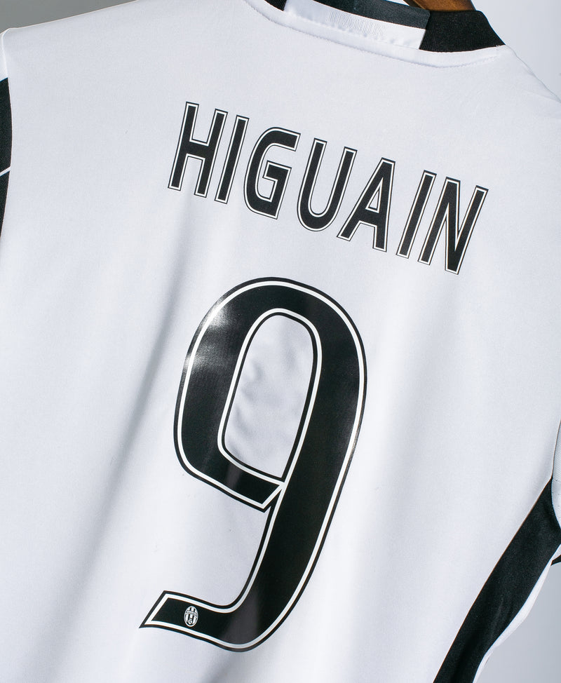 Juventus 2016-17 Higuain Home Kit (S)