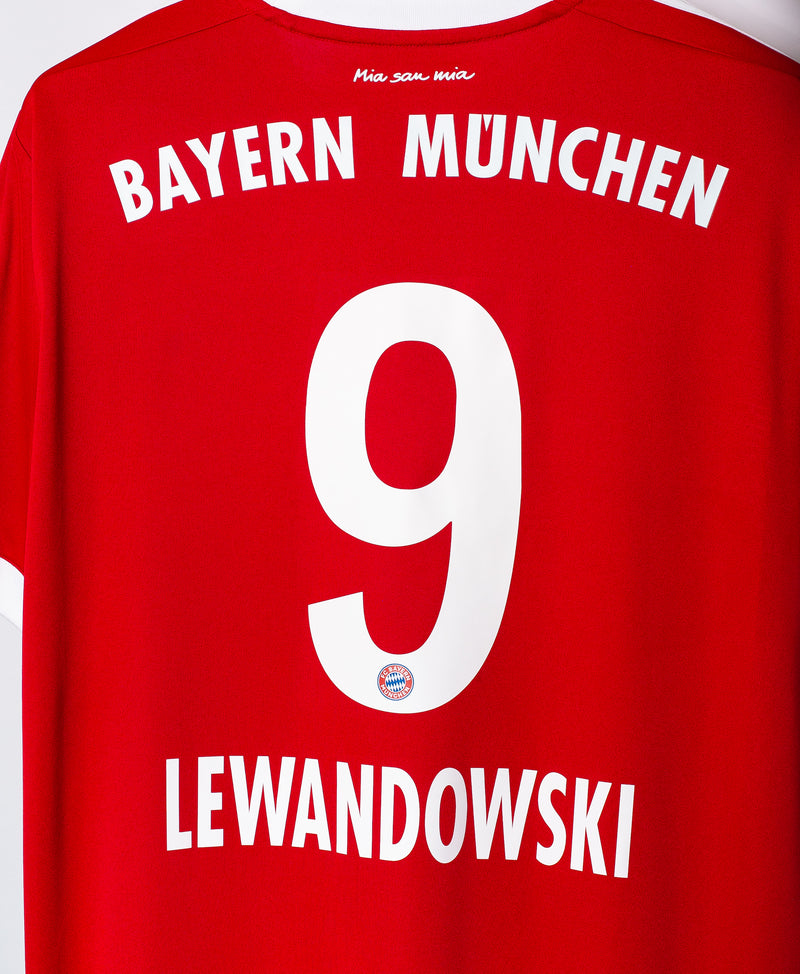 Bayern Munchen 2017-18 Lewandowski Home Kit (XL)