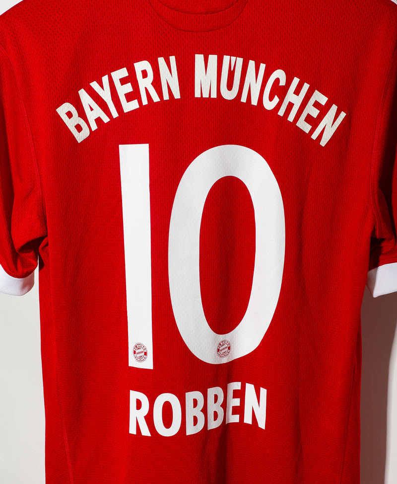 Bayern Munich 2009-10 Robben Home Kit (M)