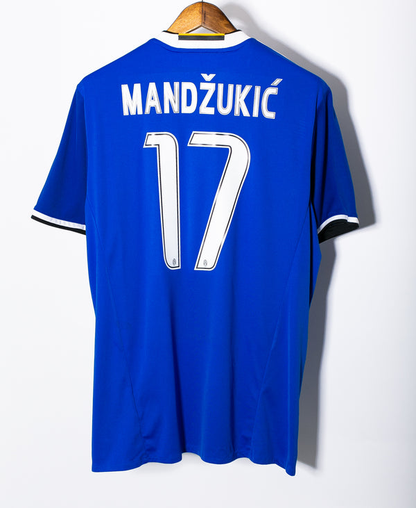 Juventus 2016-17 Mandzukic Away Kit (XL)