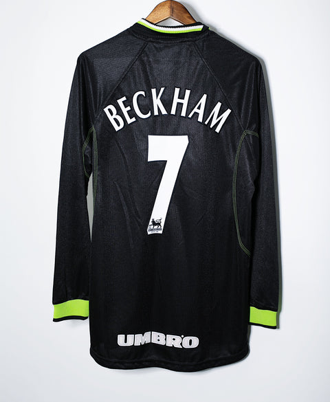 Manchester United 1998-99 Beckham Long Sleeve Third Kit (L)