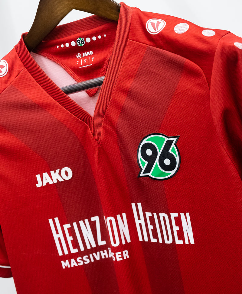 Hannover 96 2014-15 Home Kit (L)