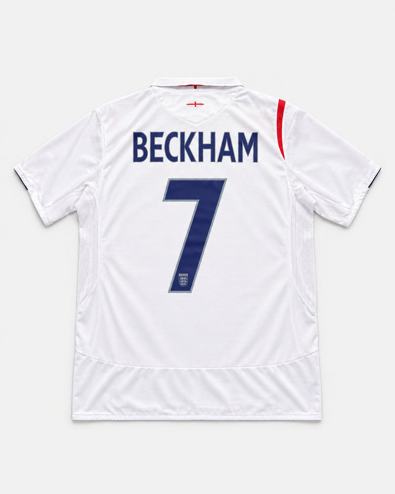 England 2005-06 Beckham home vintage football shirt, size Medium, back.