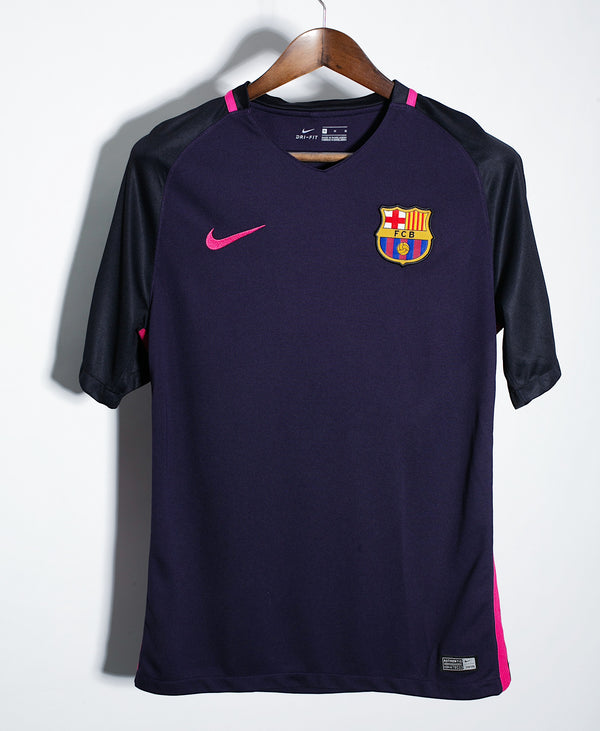 Barcelona 2016-17 Pique Away Kit (M)