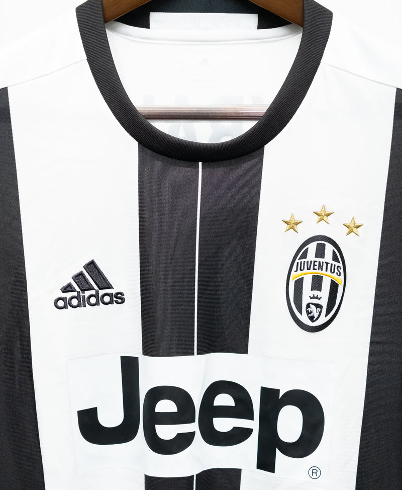 Juventus 2016-17 Dybala Home Kit (L)