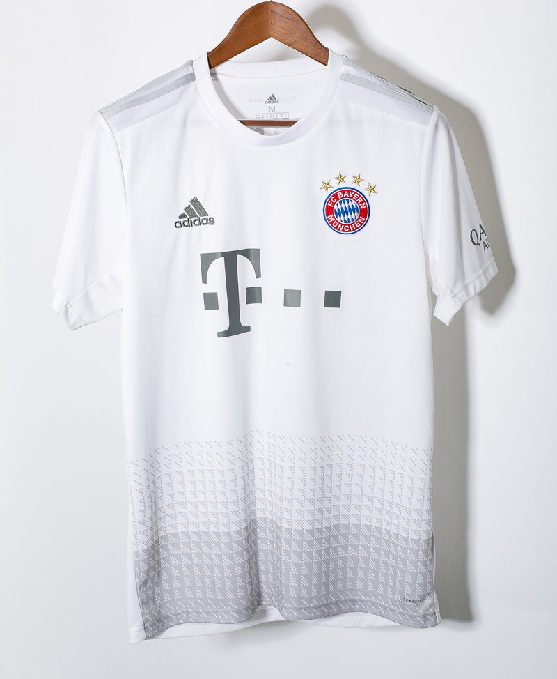 Bayern Munchen 2019-20 Coutinho Away Kit (M)