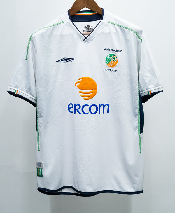 Ireland 2002 Away Kit (L)