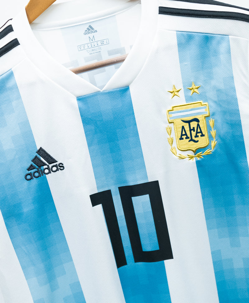 Argentina 2018 Messi Long Sleeve Home Kit (M)