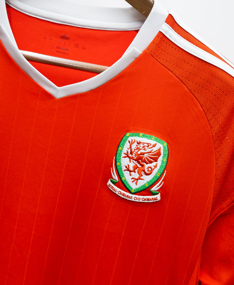 Wales 2016 Home Kit (L)