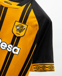 Hull City 2018-19 Home Kit (L)
