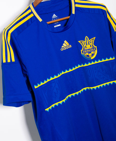 Ukraine 2012 Away Kit (L)