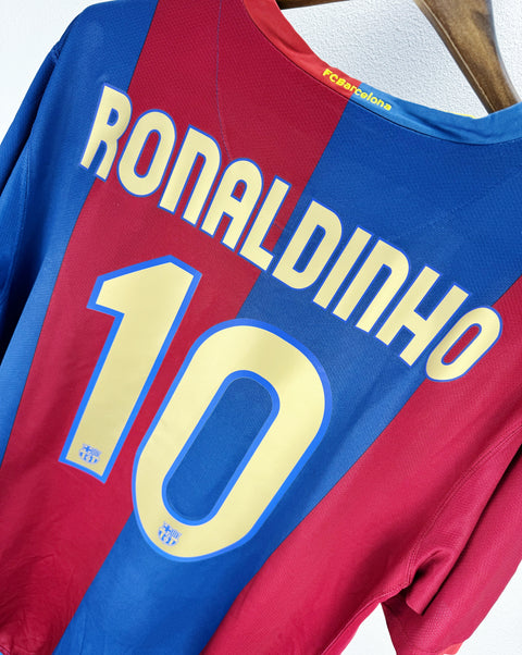 Barcelona 2006-07 Ronaldinho Home Kit (XL)