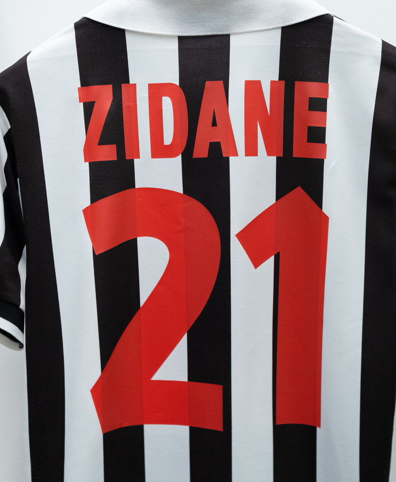 Juventus 1998-99 Zidane Home Kit (S)