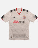 Bayern Munich 2010-11 Ribery Away Kit (S)