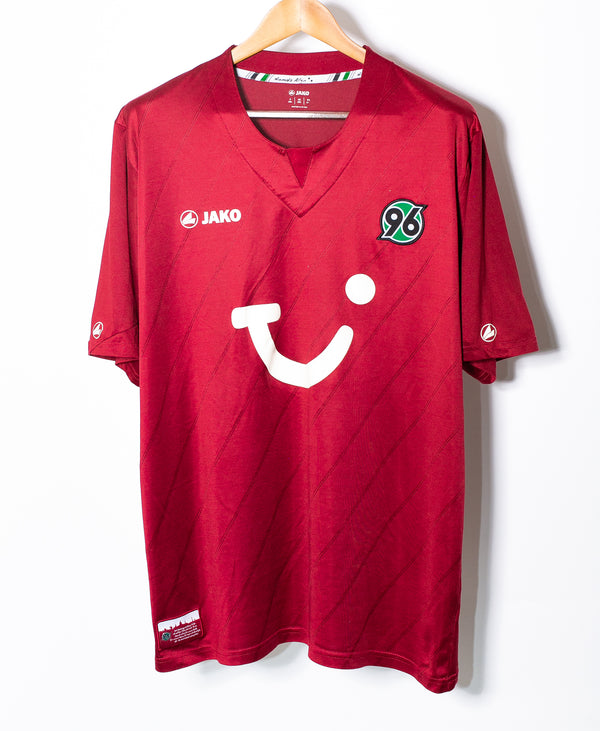 Hannover 96 2011-12 Home Kit (2XL)