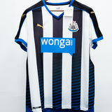 Newcastle United 2015-16 Home Kit (L)