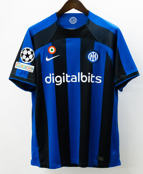 Inter Milan 2022-23 Lautaro Home Kit (XL)