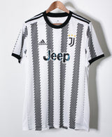 Juventus 2022-23 Chiesa Home Kit NWT (M)