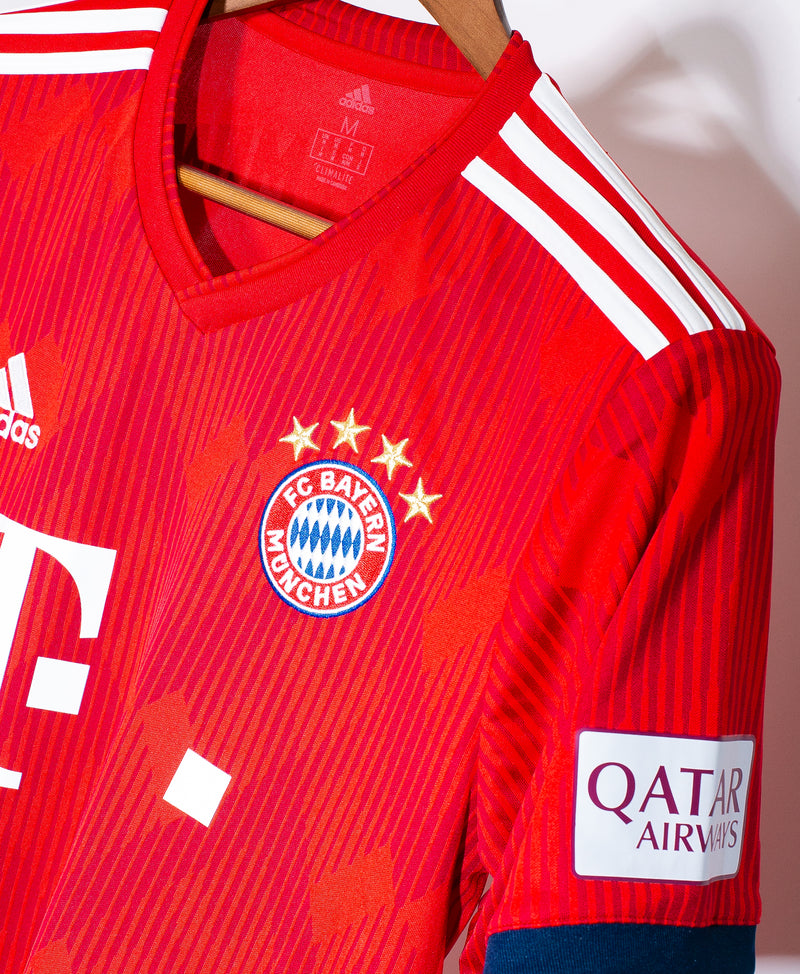 Bayern Munchen 2018-19 Lewandowski Home Kit (M)