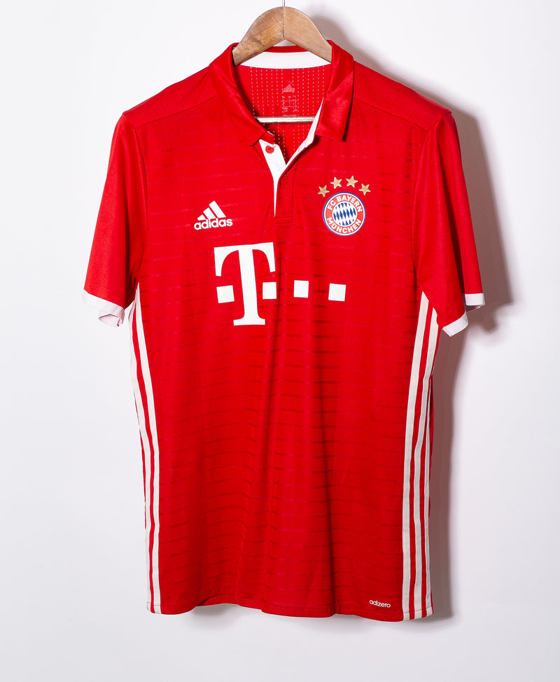 Bayern Munchen 2016-17 Robben Home Kit (L)