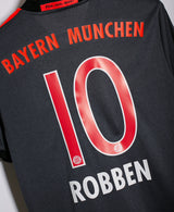 Bayern Munich 2016-17 Robben Away Kit (M)