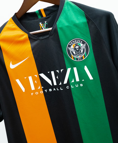 Venezia 2019-20 Home Kit (L)