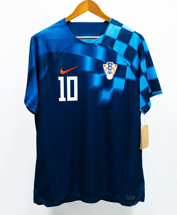 Croatia 2022 Modric Away Kit W/ Tags (L)