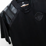 Manchester United 2017 Training Kit (L)