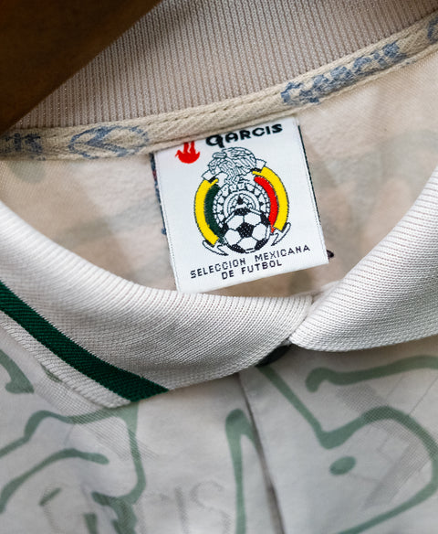 Mexico 1999 Away Kit (L)