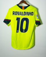 Barcelona 2005-06 Ronaldinho Away Kit (M)