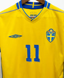Sweden 2004 Larsson Home Kit (S)
