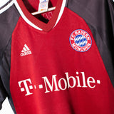 Bayern Munchen 2002 Kuffour Home Kit (S)