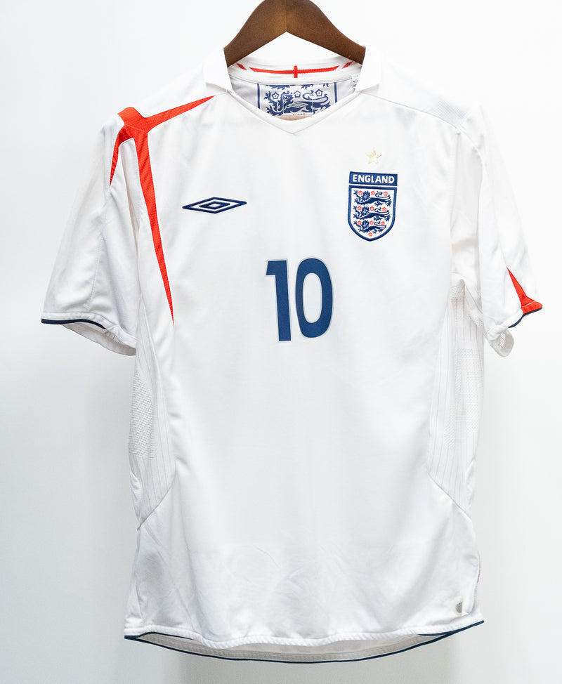 England 2006 Owen Home Kit (L)