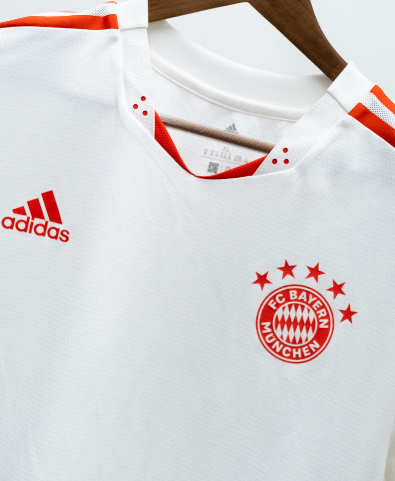 Bayern Munich 2022-23 Training Kit (XL)