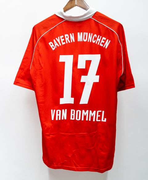 Bayern Munchen 2005-06 Van Bommel Home Kit (XL)