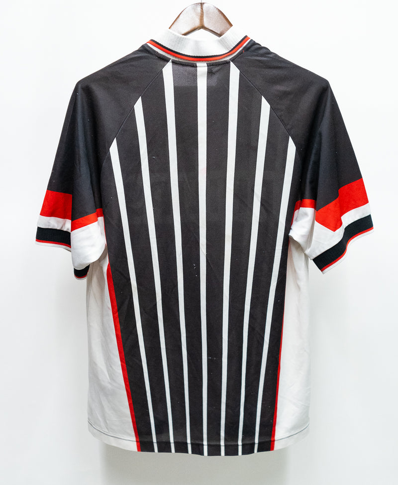 PSV 1997-98 Away Kit (L)