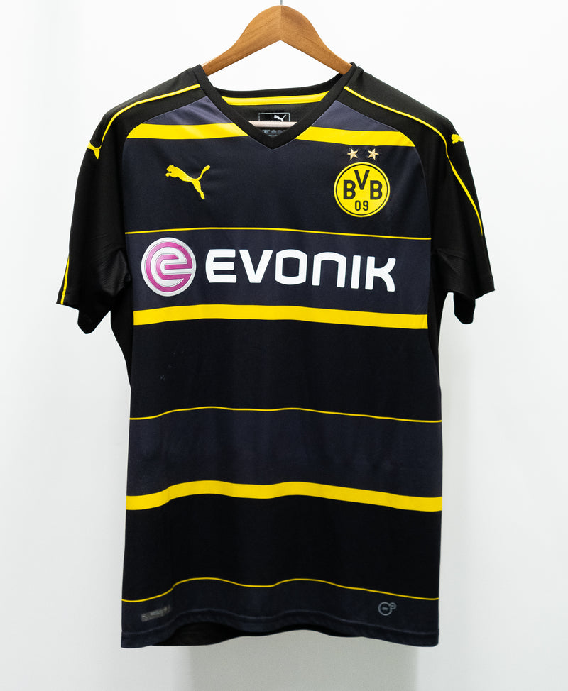 Borussia Dortmund 2016-17 Pulisic Away Kit (M)