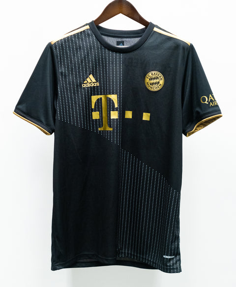 Bayern Munich 2021-22 Musiala Away Kit (L)