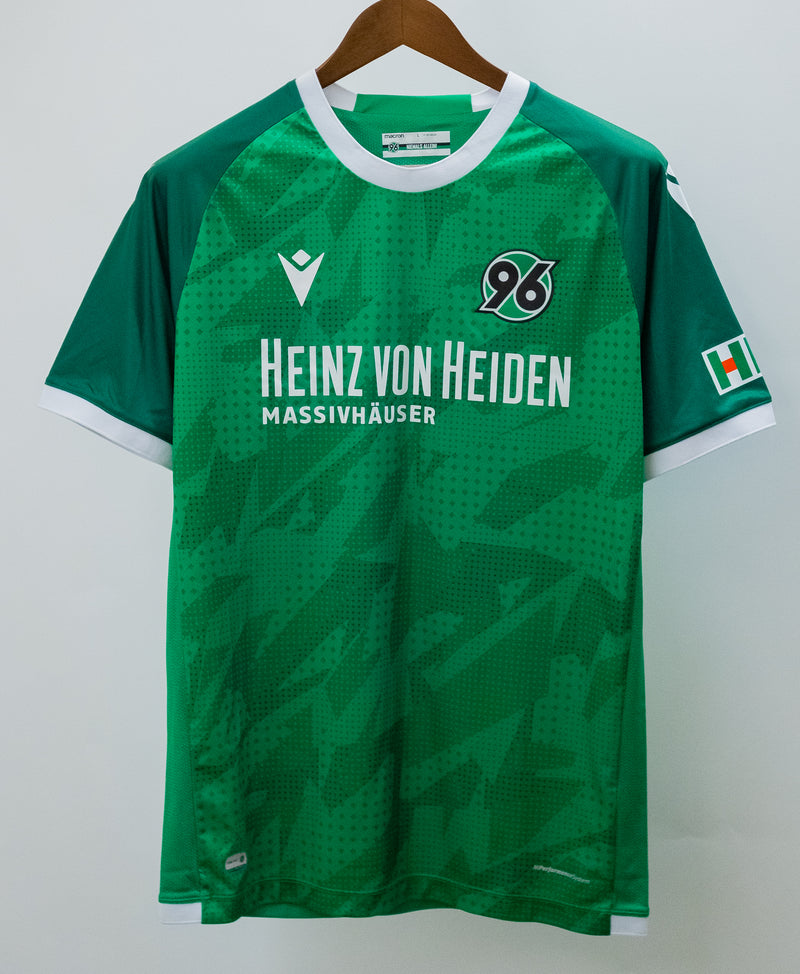 Hannover 96 2020-21 Away Kit (L)