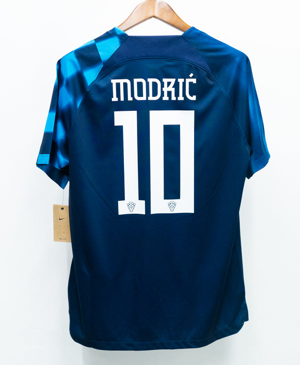 Croatia 2022 Modric Away Kit W/ Tags (L)