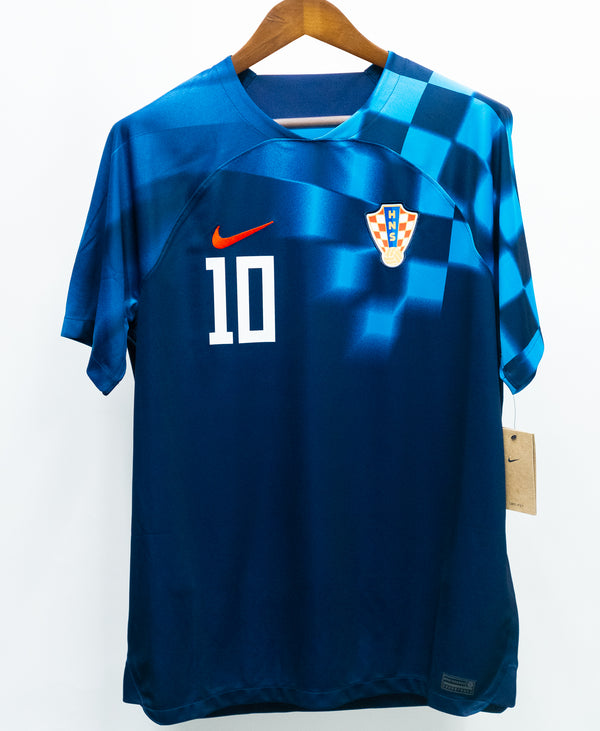 Croatia 2022 Modric Away Kit W/ Tags (L)