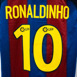 Barcelona 2003-04 Ronaldinho Home Kit (L)