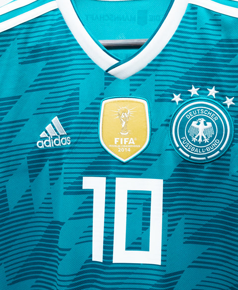 Germany 2018 Ozil Away Kit (S)