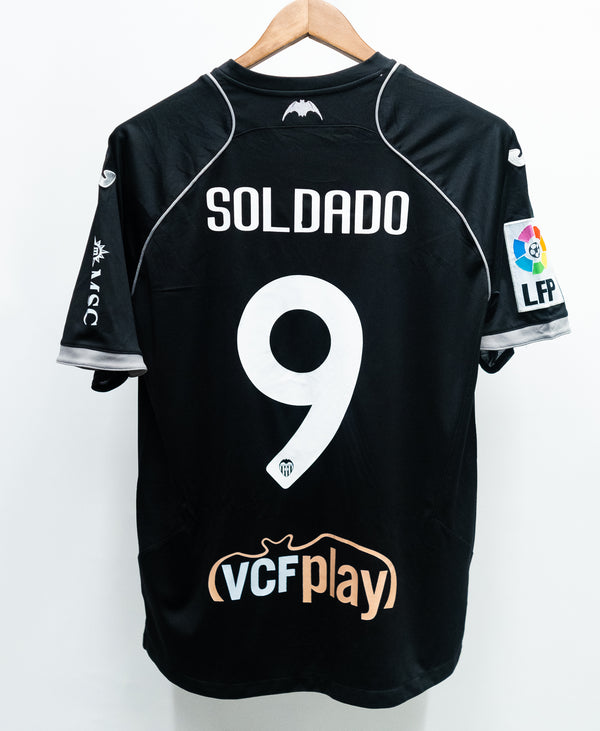 Valencia 2011-12 Soldado Away Kit (M)