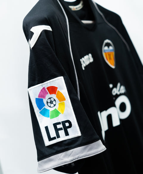 Valencia 2011-12 Soldado Away Kit (M)