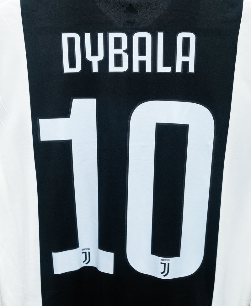 Juventus 2017-18 Dybala Home Kit (L)