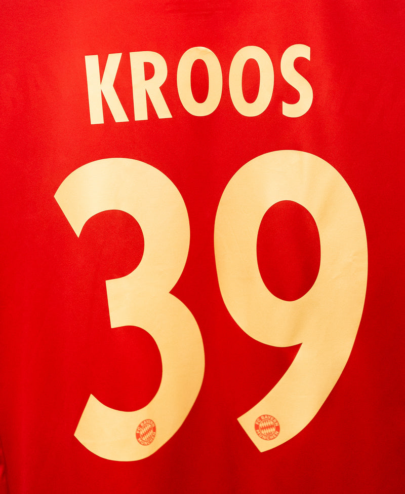 Bayern Munchen 2011-12 Kroos Home Kit (XL)