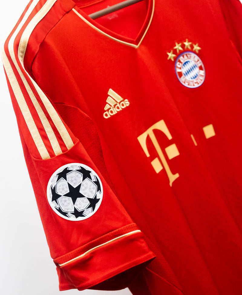 Bayern Munchen 2011-12 Kroos Home Kit (XL)