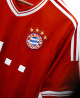 Bayern Munchen 2013-14 Schweinsteiger Home Kit (M)